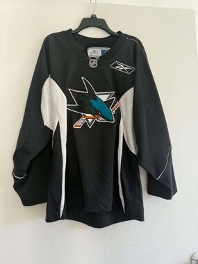 Official NHL San Jose Sharks Reebok CCM Practice Jersey Mens Small Black